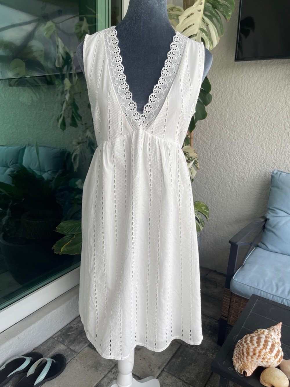 Brand new white eyelet dress by CUPSHE